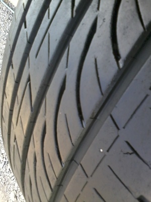 ขายยาง235/60/16 ปี 3010 BRIDGSTON TURANZA GR-90 1 ชุด  ราคา :  2,700.00  บาท