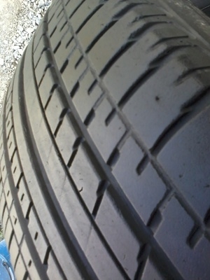 ขายยาง185/55/16 ปี 09 BRIDGSTON TURANZA ER370 1 ชุด  ราคา :  1,900.00  บาท