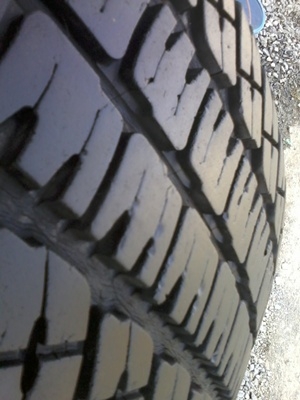 ขายยาง235/75/15 ปี 2707 MICHELIN LTX A/T2 1 ชุด  ราคา :  2,600.00  บาท