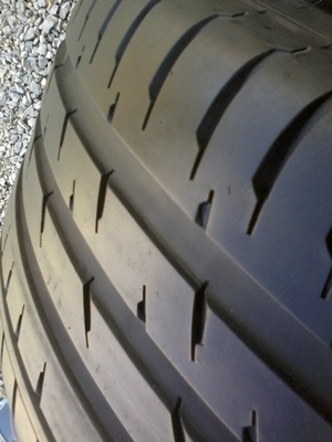 ขายยาง255/35/18 (เศษยาง) ปี 3311 Contisportc 1 เส้น ราคา : 1,000.00 บาท ขายยาง255/35/18 (เศษยาง) ปี 3311 Contisportc 1 เส้น ราคา : 1,000.00 บาท