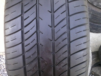 ขายยาง195/60/15 ปี09/2เส้น+11/2เส้น DEESTONE NAKARA 1 ชุด ราคา : 2,500.00 บาท ขายยาง195/60/15 ปี09/2เส้น+11/2เส้น DEESTONE NAKARA 1 ชุด ราคา : 2,500.00 บาท