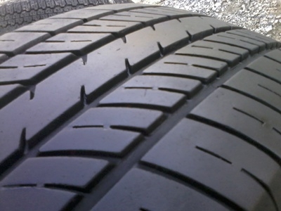 ขายยาง195/60/15 ปี09/2เส้น+11/2เส้น DEESTONE NAKARA 1 ชุด ราคา : 2,500.00 บาท ขายยาง195/60/15 ปี09/2เส้น+11/2เส้น DEESTONE NAKARA 1 ชุด ราคา : 2,500.00 บาท