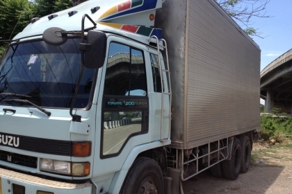 ขายสิบล้อ1เพลา ROCKY FVM 175แรง สภาพสวยติดตู้เปียกอลูมิเนียม ขายสิบล้อ1เพลา ROCKY FVM 175แรง สภาพสวยติดตู้เปียกอลูมิเนียม