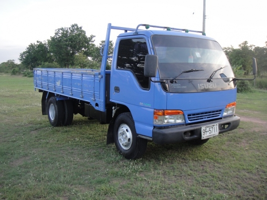 ขาย อีซูสุ NPR 130 แรง เทอร์โบ เฟืองหลังF ห้างแท้ จดปี 46