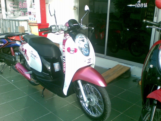 รถสวย Scoopy &ndash; i ปี 2554 ระบบหัวฉีดประหยัดน้ำมัน ขายกันไม่แพง