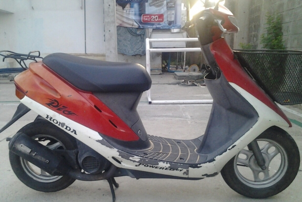 ขายDio af18เครื่องดีสีตามรูปขาย4900สนใจ0853647170