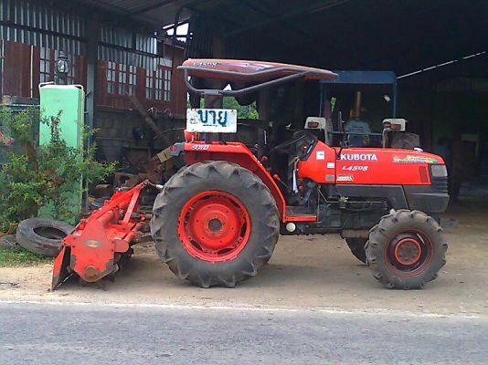ขานด่วน..รถไถ KUBOTA L4508 4WD เลขชั่วโมงทำงาน 1,2xx ชั่วโมง มีจอบหมุน รถสวยสภาพใหม่ มีทะเบียนครบ.
