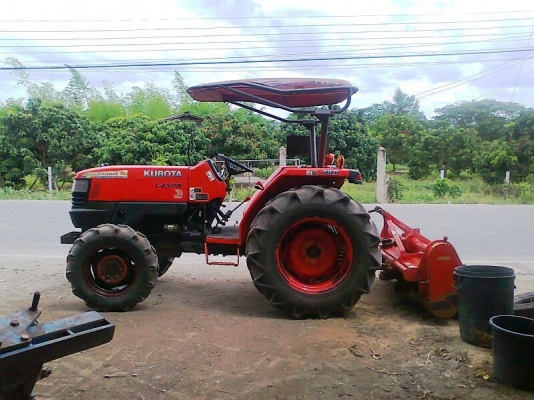 ขานด่วน..รถไถ KUBOTA L4508 4WD เลขชั่วโมงทำงาน 1,2xx ชั่วโมง มีจอบหมุน รถสวยสภาพใหม่ มีทะเบียนครบ.