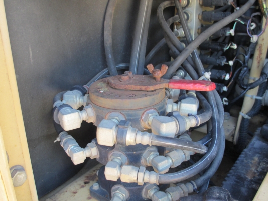 PC 100-6E เก่านอก นำเข้า รถสวย สภาพดีมาก PC 100-6E เก่านอก นำเข้า รถสวย สภาพดีมาก