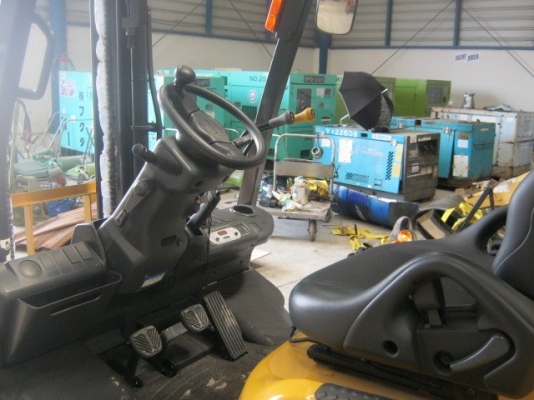 ขายด่วน รถฟอร์คลิฟต์ TCM  FD25T3  สภาพพร้อมใช้งานค่ะ สนใจติดต่อสอบถามเจี๊ยบได้เลยค่ะ 087-3310254 ค่ะ