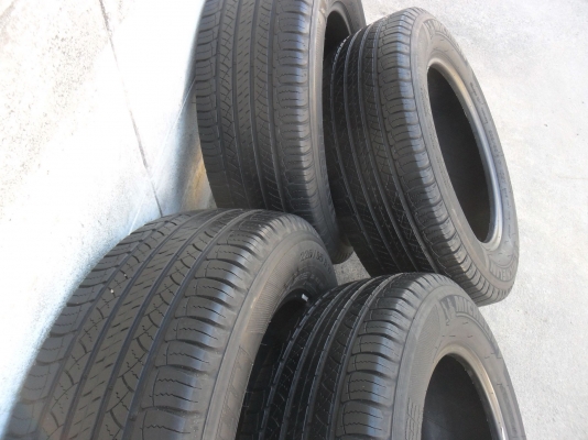 ยาง MICHELIN 225/65R17 ปี10 สวยๆ