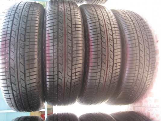 ขายกะทะล้อ suzuki swif ขอบ15 4รู100 +ยางปี12และ13 มี3ชุด(081-3747940)