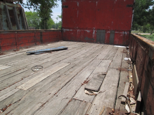 ขายกระบะคาโก้ npr ยาว 4.30 m ขายกระบะคาโก้ npr ยาว 4.30 m