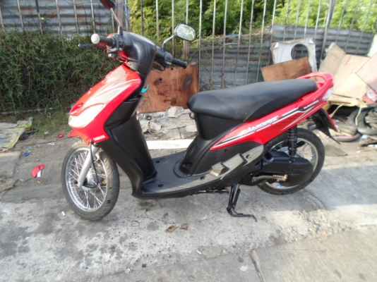 ขาย YAMAHA MIO AMORE รถปี53 สีแดง เครื่องเดิมๆๆ สภาพภายนอกสวย มีเล่มครบ ขาย14,500บาท