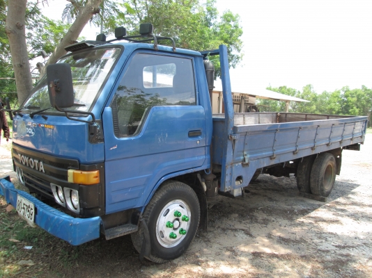 ขาย TOYOTA ไดน่า 115 แรง เครื้องดีมาก