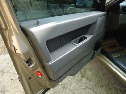 ขาย VOLVO 850 GLT (AUTO) ปี39 รถใช้มือเดียว สภาพใหม่ๆ ไม่ค่อยได้ใช้ครับ