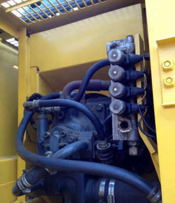 รถขุดสภาพสวยนำเข้าจากญี่ปุ่น PC120-6E โทร.0816921291,034886118 www.patanamachines.com