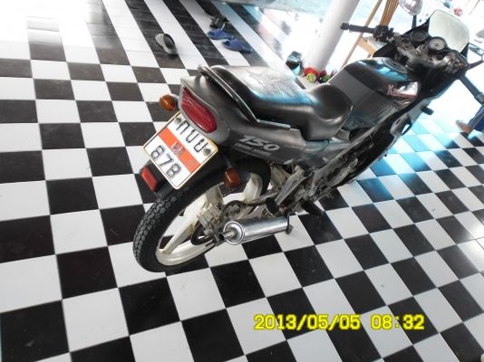 ขายรถkawasaki สภาพเดิมทุกชิ้น ขี่ได้ปกติ พร้อมชุดโอน
