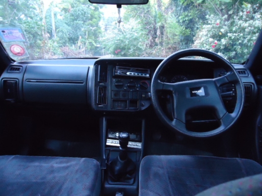 ขาย VOLVO 460 GLT ปี 37 เกียร์ธรรมดา  สภาพดีมาก 85000