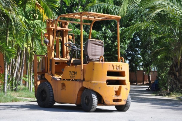 ขายFORKLIFT TCM1.5ตัน สภาพเดิมๆจากญี่ปุ่นยังไม่เคยใช้งานในไทย 68,000บาทเท่านั้น!!