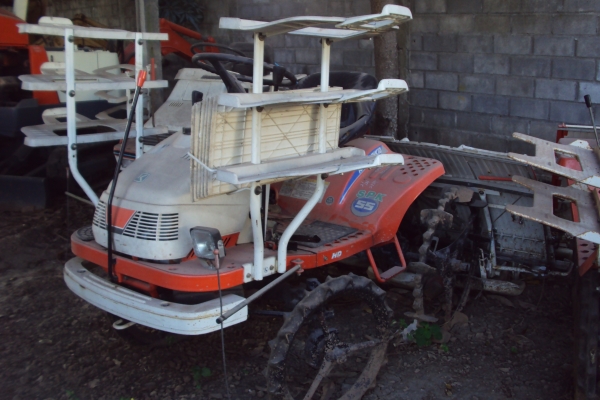 รถดำนานั่งขับ