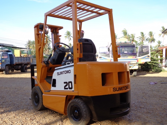 ขายรถยก SUMITOMO FG 20 เครื่องเบนซิน ติดต่อคุณยุทธิ์ โทร. 081-9870866 คุณจิ๊ด โทร. 089-7949488