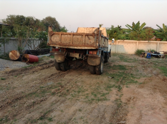 ขายรถ 6 ล้อดั๊มหัวยาว อีซูซุ เครื่อง 6 BB1 145  แรง พวงมาลัยเพาเวอร์  เบรคทิฟฟี่  เฟืองท้ายใหญ่  ทะเบียนครบพร้อมโอน