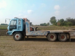 ขายเทเลอร์1เพลา มีระบบไฮดรอลิคพร้อม ราคา 650,000 บาท เจ้าของขายเอง ราคาต่อรองได้