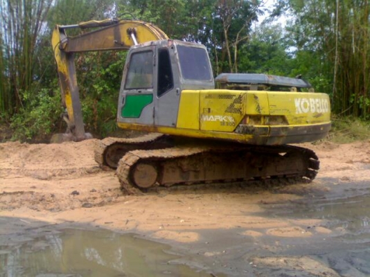 KOBELCO  MAKR-3   เก่งเทา  ซีเรียล  16000  ไฟฟ้าตัด   กล่องยังอยู่  มีเล่มทะเบียน