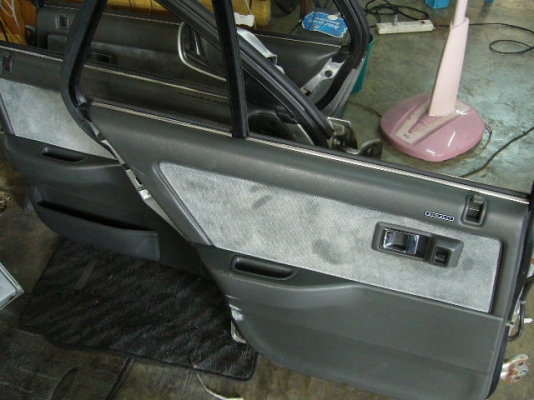 ขายประตูef-2 ตรงรุ่น c/v88 ราคา12,000 สนใจโทร 089-777-7697