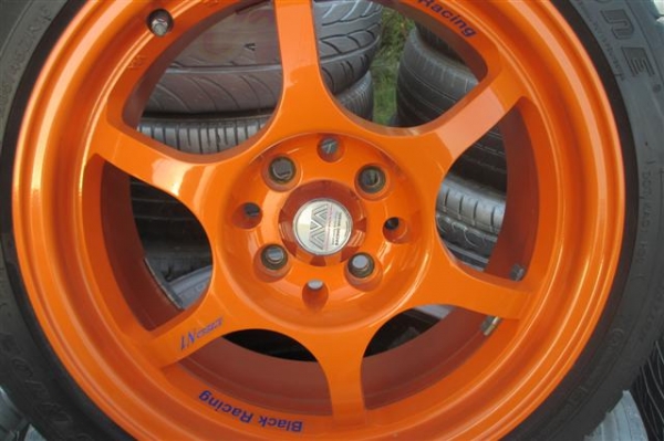 ขายแม็กขอบ 16 205/45/16 สภาพดีสีสวยใส่ 3 เดือน ขายราคา 15,000 บาท