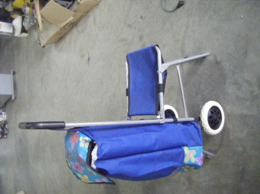 รถเข็นของปิ๊กนิคมีเก้าอี้นั่งพักในตัวพับเก็บได้