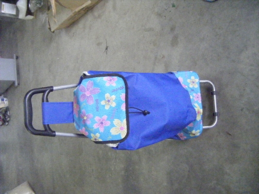 รถเข็นของปิ๊กนิคมีเก้าอี้นั่งพักในตัวพับเก็บได้