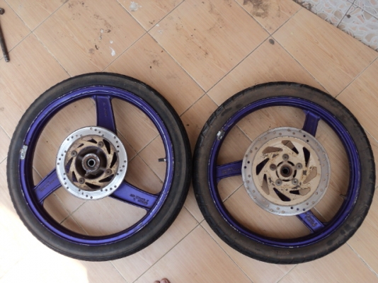 ขายแม็ก วิคเตอร์ M 1 คู่ 850 บาทพร้อมจานดิส