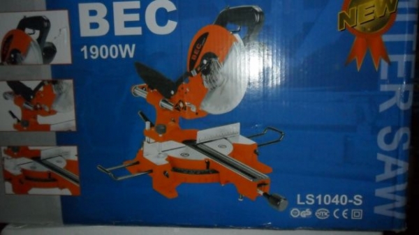 เลื่อยตัดองศา BEL รุ่น LS1040-s Slide+Laser เลื่อยตัดองศา BEL รุ่น LS1040-s Slide+Laser