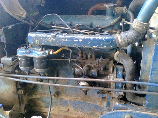 ขายรถไถนาฟอร์ด6610 พร้อมใช้280000บาทด่วน