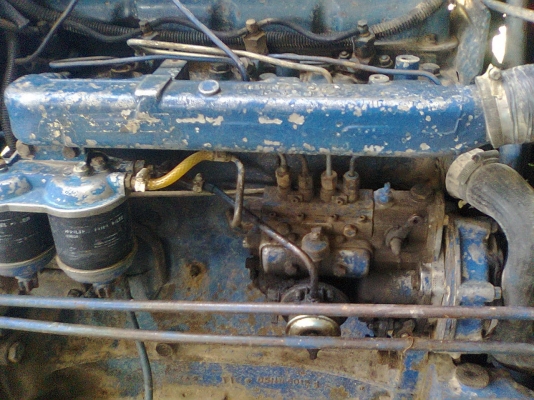 ขายรถไถนาฟอร์ด6610 พร้อมใช้280000บาทด่วน