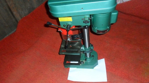 แท่นสว่านเจาะ พร้อมมอเตอร์