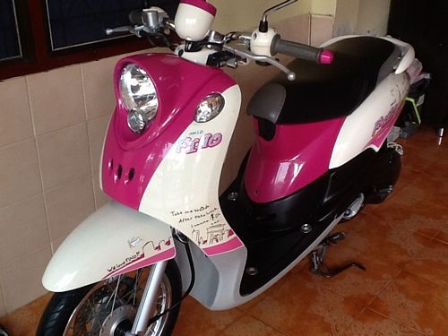 FINOลายปารีสรถปี2012วิ่ง3xxxโลสวย สด ราคาเบาๆ