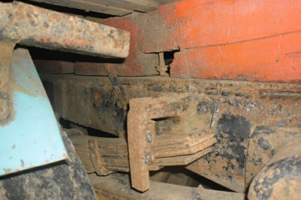 ขาย 6ล้อ ISUZU ELF 100 หัวแป เครื่อง4BC2 100แรง ฝาำดำ แน่นๆ ไม่เยิ้ม เกียร์เดิม แปลงเกียร์สายแล้ว พ.พาวเวอร์ ช่วงล่างเดิมๆ คัสซีดี มีต้องเก็บบ้างครับ หัวบางไม่มีผุ ภายในสวย คอนโซลครบ กระบะ4.30ม.คอกไม้พื้นไม้ สภาพดี ยางดี ระบบไฟครับ พร้อม ราคาเบาๆ ต่อรองได