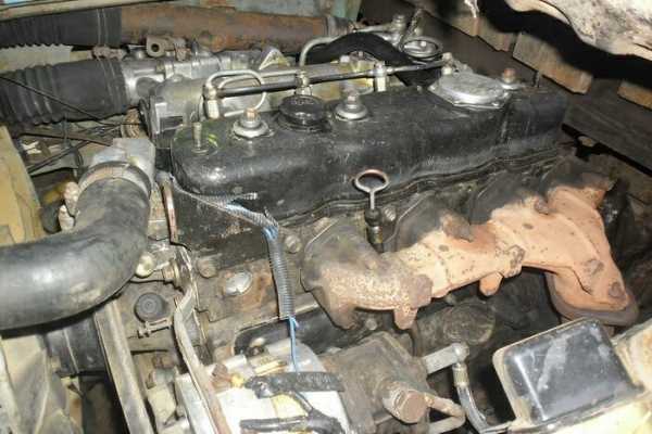 ขาย 6ล้อ ISUZU ELF 100 หัวแป เครื่อง4BC2 100แรง ฝาำดำ แน่นๆ ไม่เยิ้ม เกียร์เดิม แปลงเกียร์สายแล้ว พ.พาวเวอร์ ช่วงล่างเดิมๆ คัสซีดี มีต้องเก็บบ้างครับ หัวบางไม่มีผุ ภายในสวย คอนโซลครบ กระบะ4.30ม.คอกไม้พื้นไม้ สภาพดี ยางดี ระบบไฟครับ พร้อม ราคาเบาๆ ต่อรองได