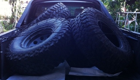 ยาง BF goodrich 33x12.5 R15