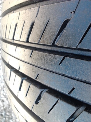 ขายยาง215/65/16 ปี 12/2เส้น+ปี11/2เส้น BRIDGSTONE DURAVIS  R611  1  ชุด