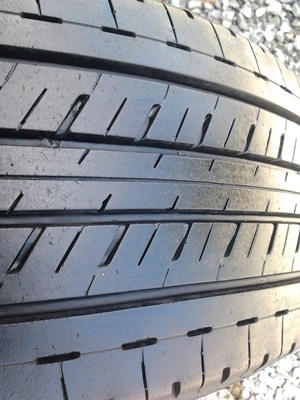 ขายยาง215/65/16 ปี 4711 BRIDGSTONE DURAVIS  R611  1  ชุด