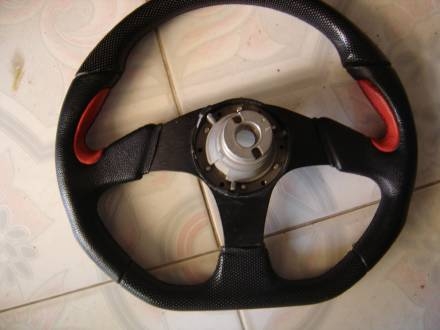 พวงมาลัยแต่ง