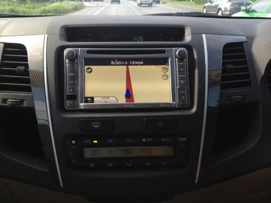 TOYOTA - FORTUNER - TRD Sportivo III 3.0 AT 4WD ปี2011 สีขาว เกียร์อัตโนมัติ เครื่องดีเซล 3000cc