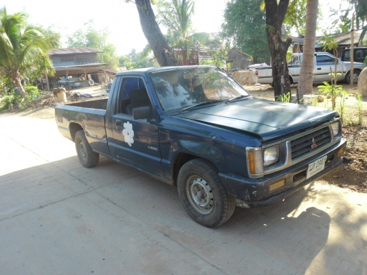 รถกระบะมาใหม่สนใจโทรมานะครับ L200 ตอนเดียว ปี่ 2534 เครื่องดี คันซีสวยภายในฬช้ได้