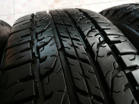 ขายยาง BF GOODRICH----205-70-15----ปี11 (1ชุด)