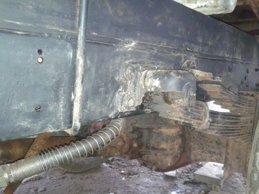 ขาย 6 ล้อดั้ม HINO FB117 แรง (FB112) (WO4D) เฟืองท้าย+คานหน้าใหญ่ Fแล้ว เครื่องแห้ง แรง ดี คัซซีสวย ไม่ผุ ไม่ดาม พร้อมลุยงานได้เลย พร้อมโอน......