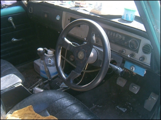 ขายแล้วนะ. เอ ปราจีนบุรีซื้อแล้ว  ขายรถเก๋งโบราณ ยี่ห้อ โตโยเป็ด